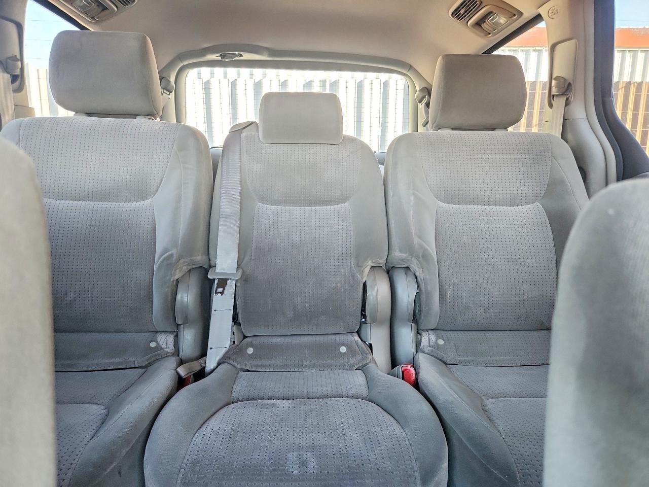 2008 TOYOTA SIENNA