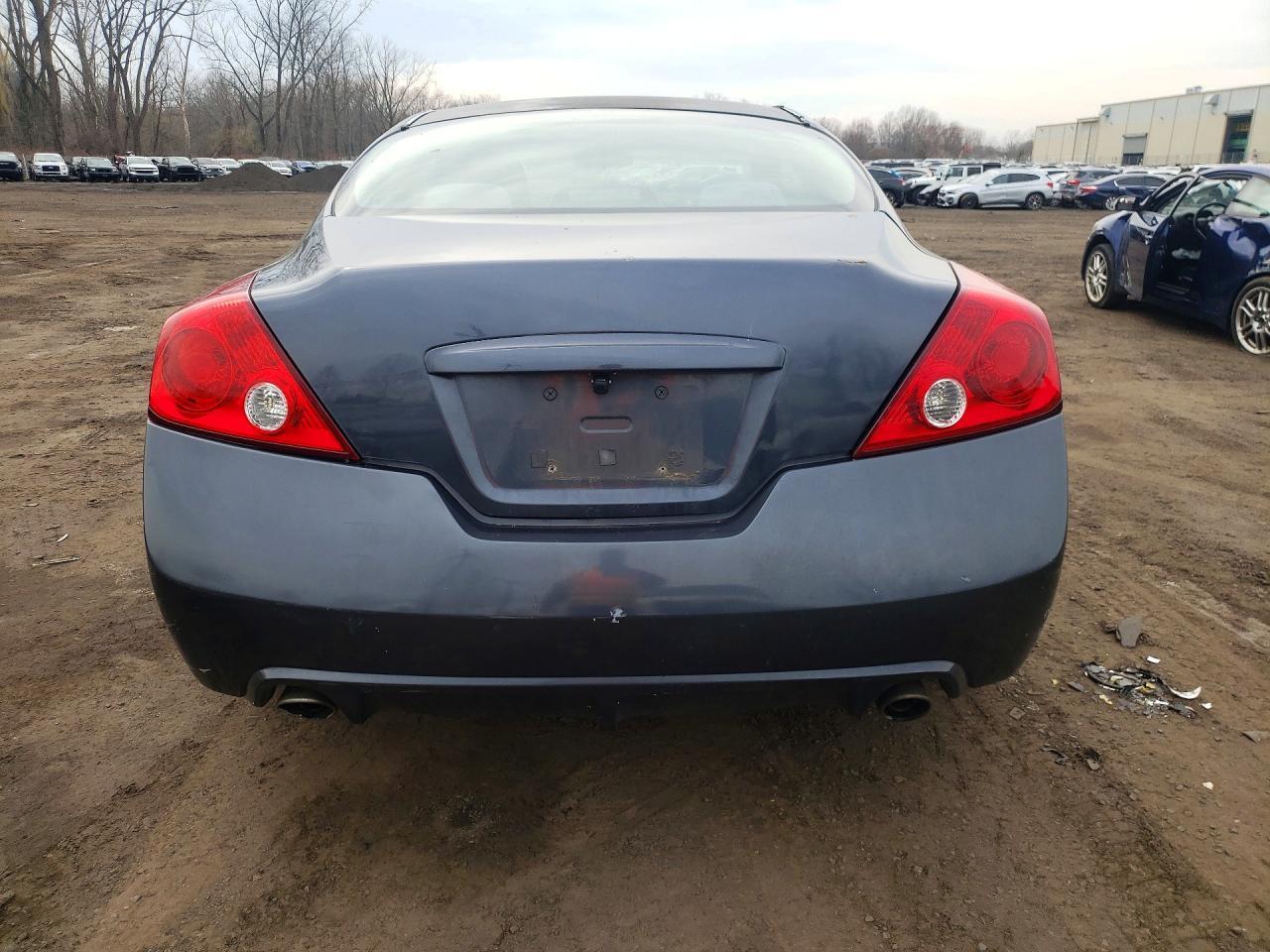 2010 NISSAN ALTIMA