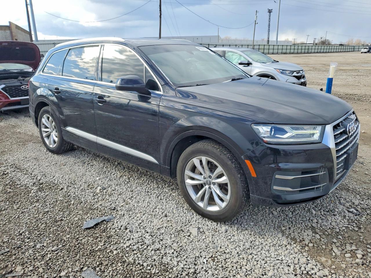 2017 AUDI Q7
