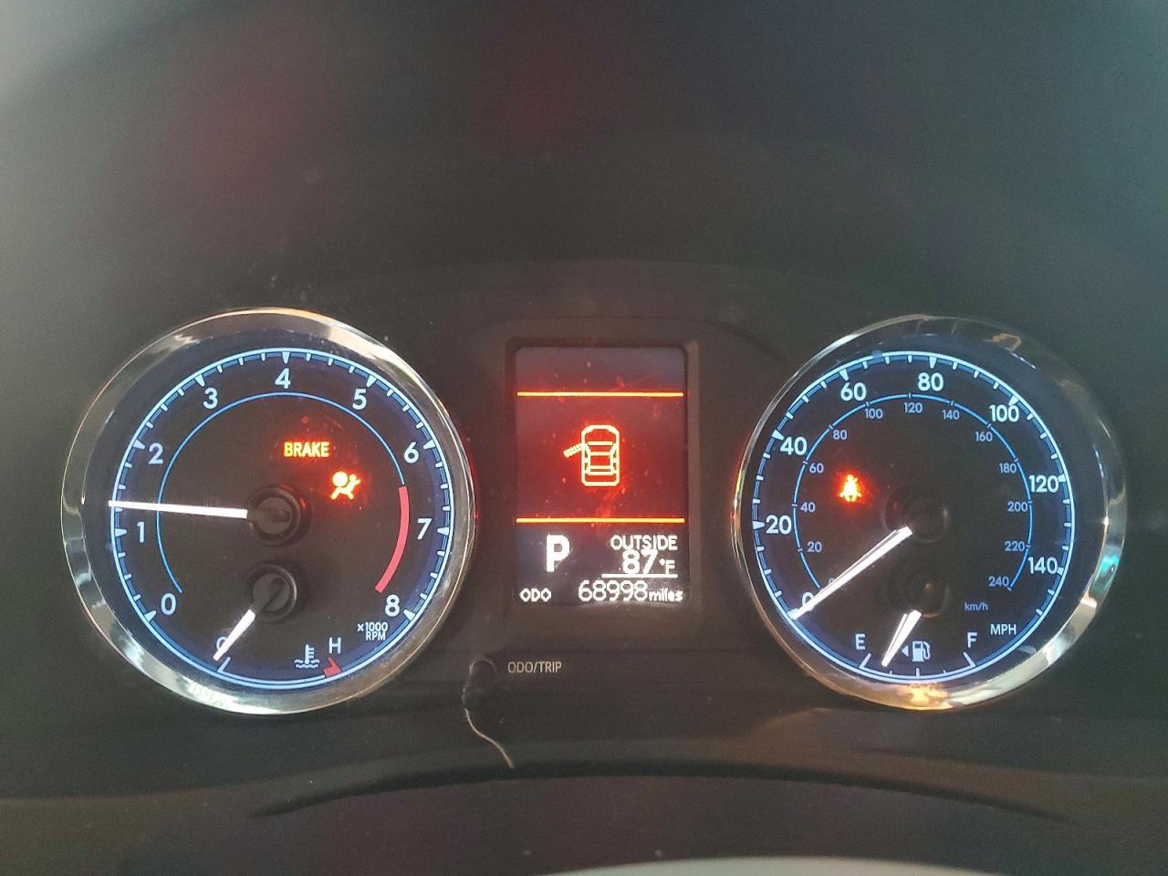 2018 TOYOTA COROLLA