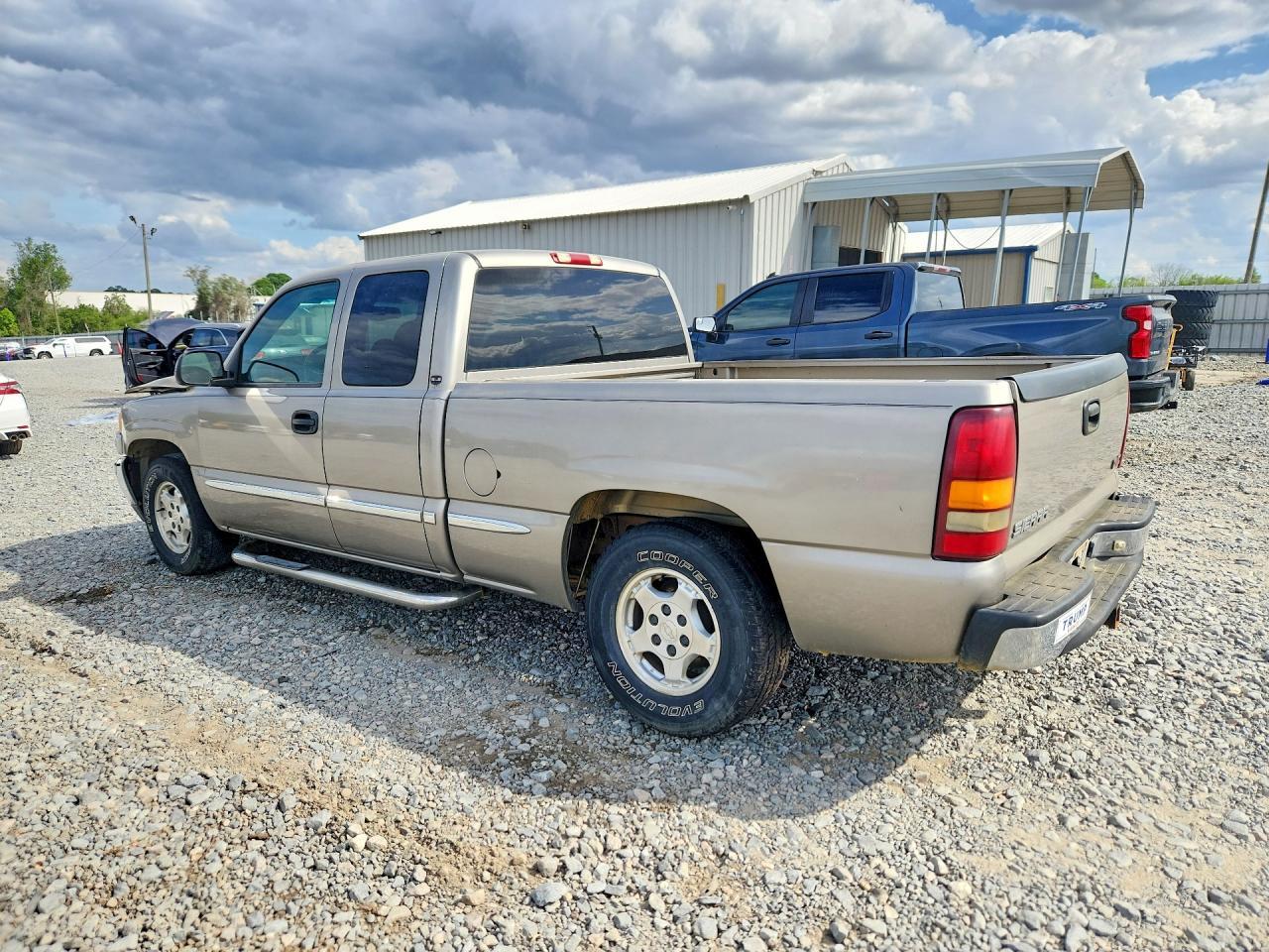 2002 GMC Sierra