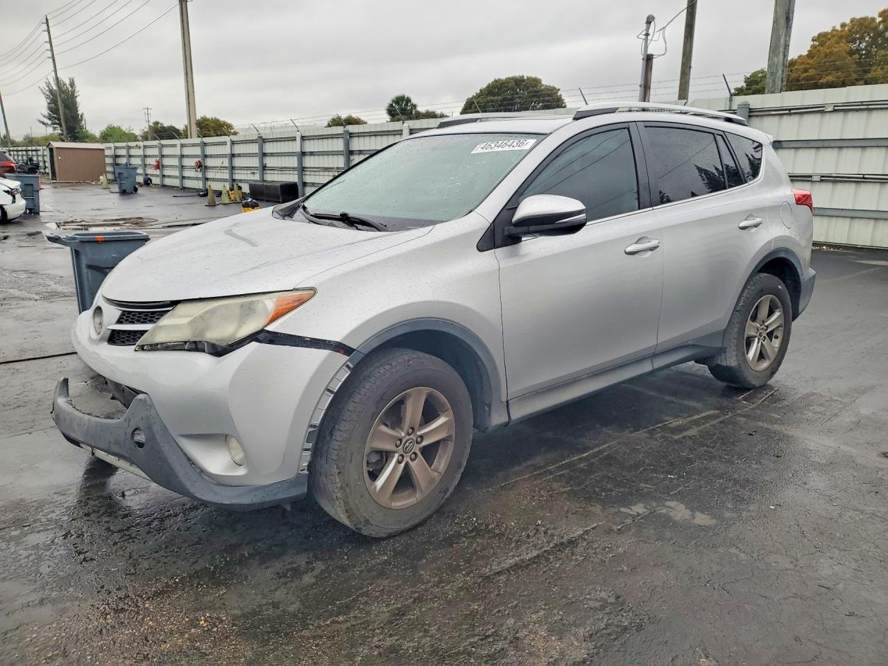 2015 TOYOTA RAV4