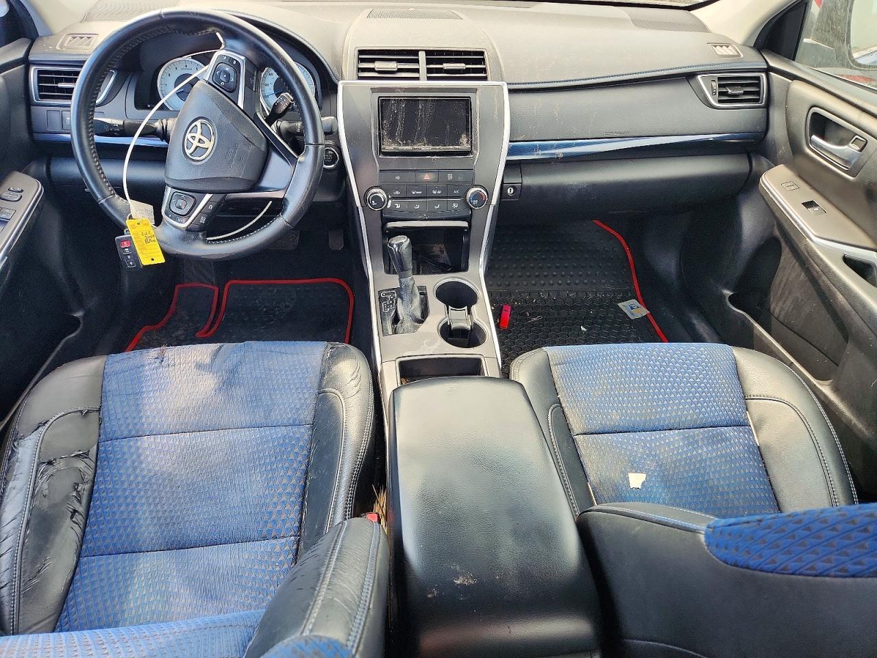 2016 TOYOTA CAMRY
