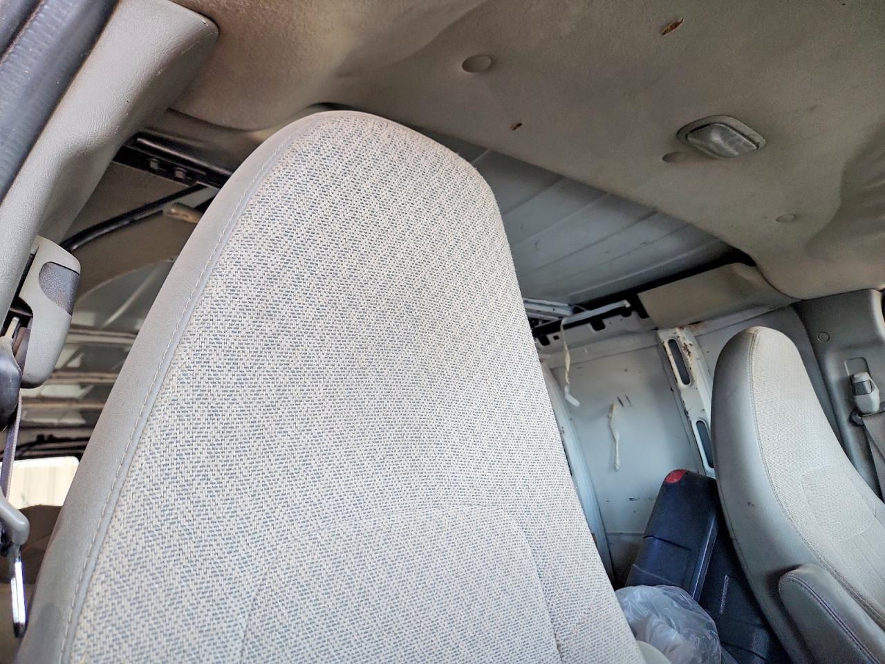 2012 CHEVROLET EXPRESS 2500