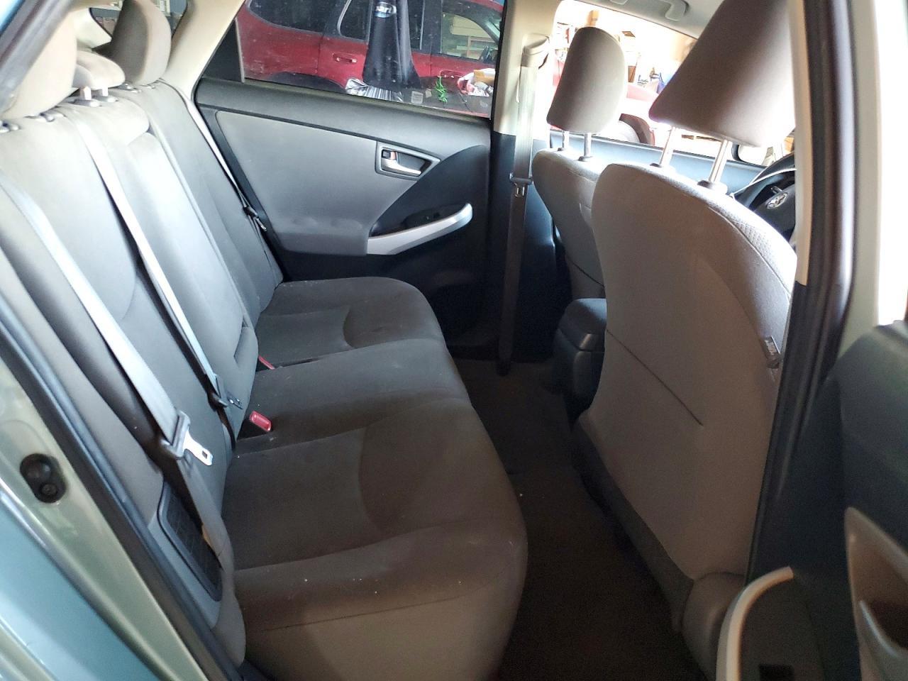 2015 TOYOTA PRIUS