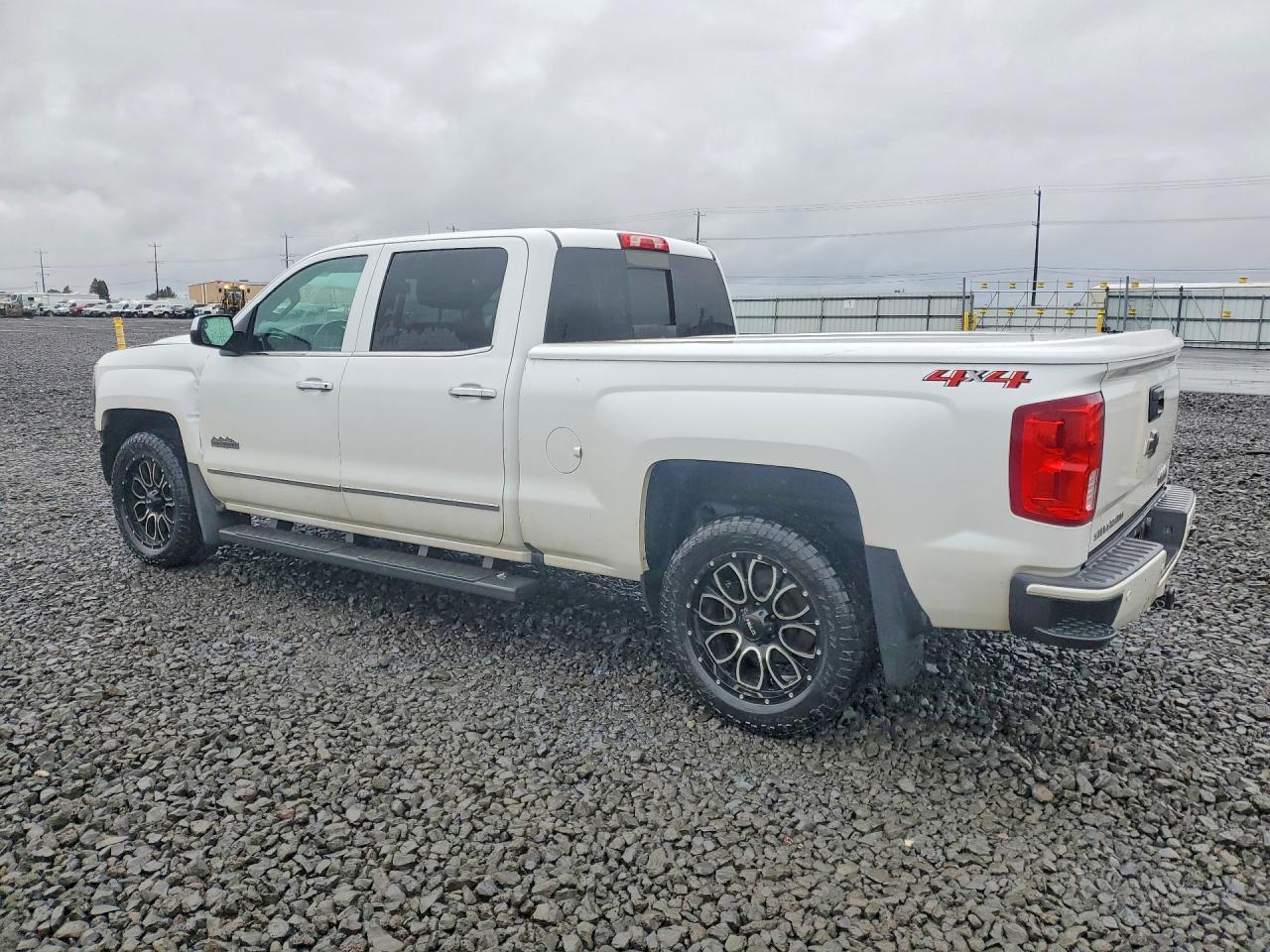 2018 CHEVROLET Silverado