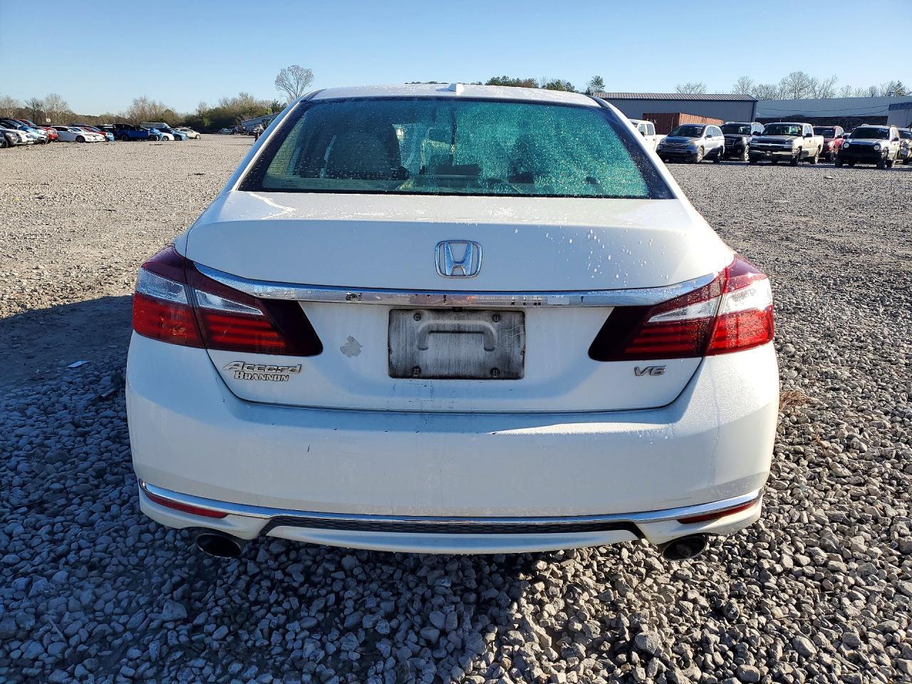 2017 HONDA ACCORD