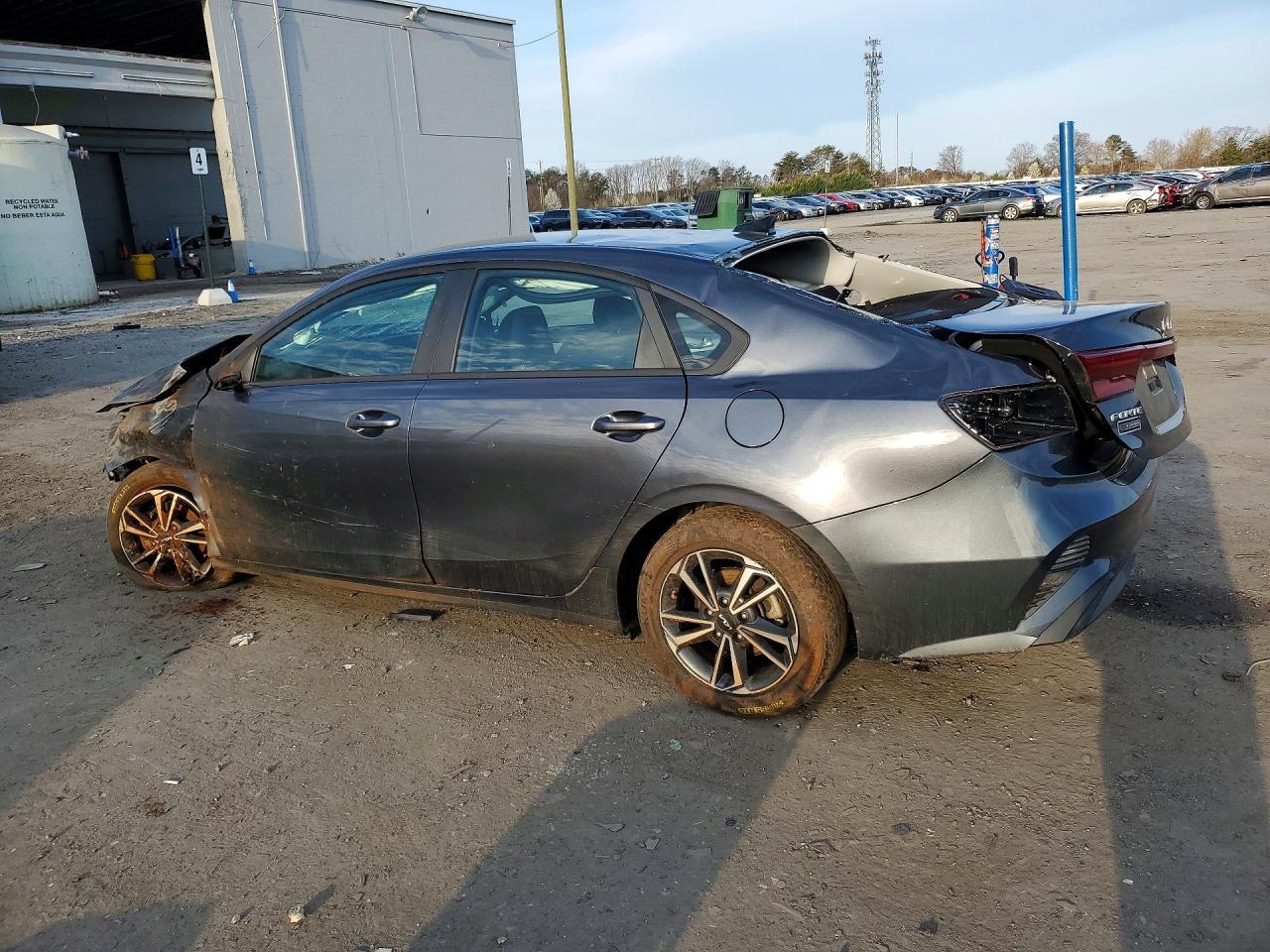 2023 KIA FORTE
