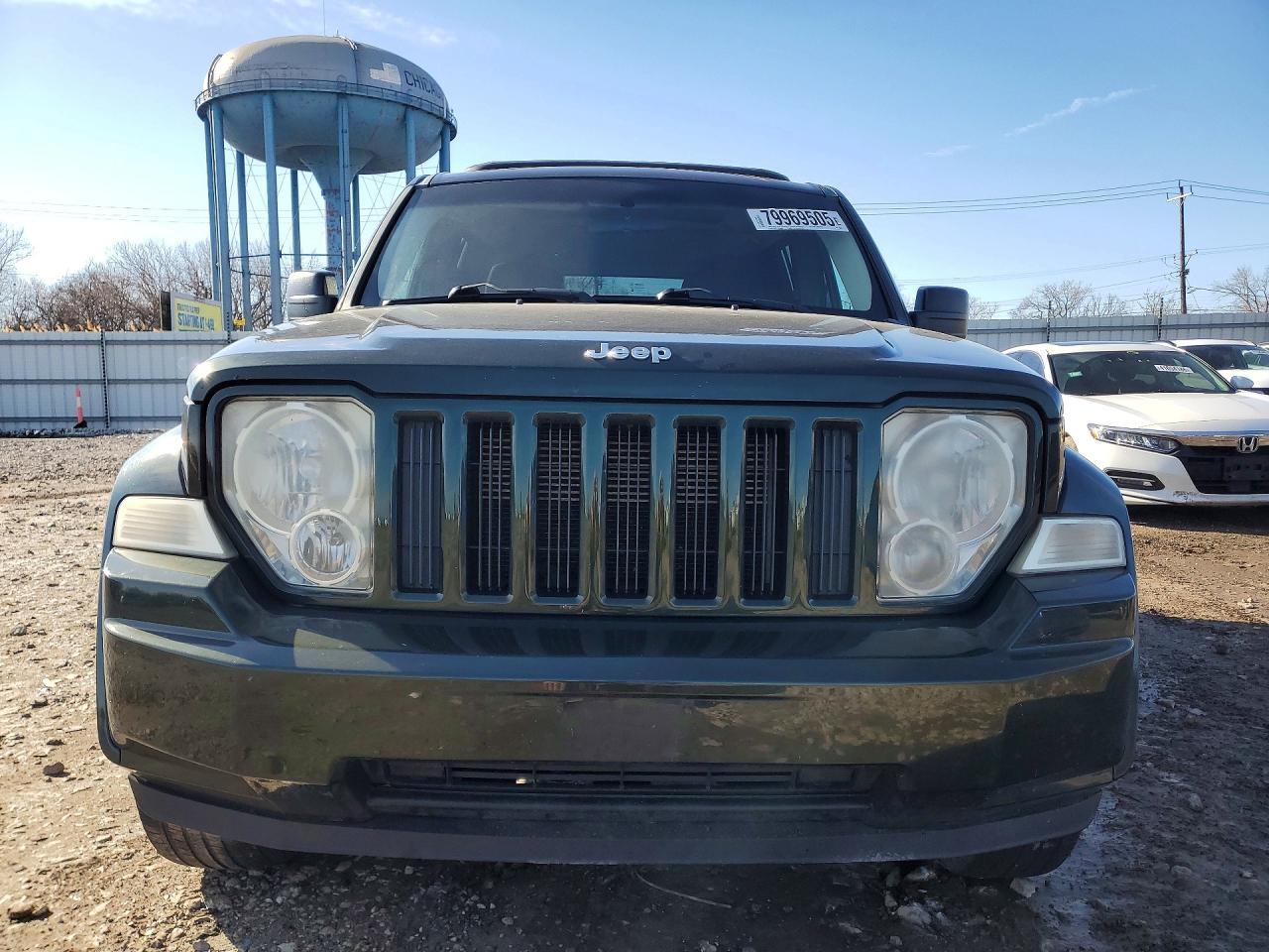 2012 JEEP Liberty
