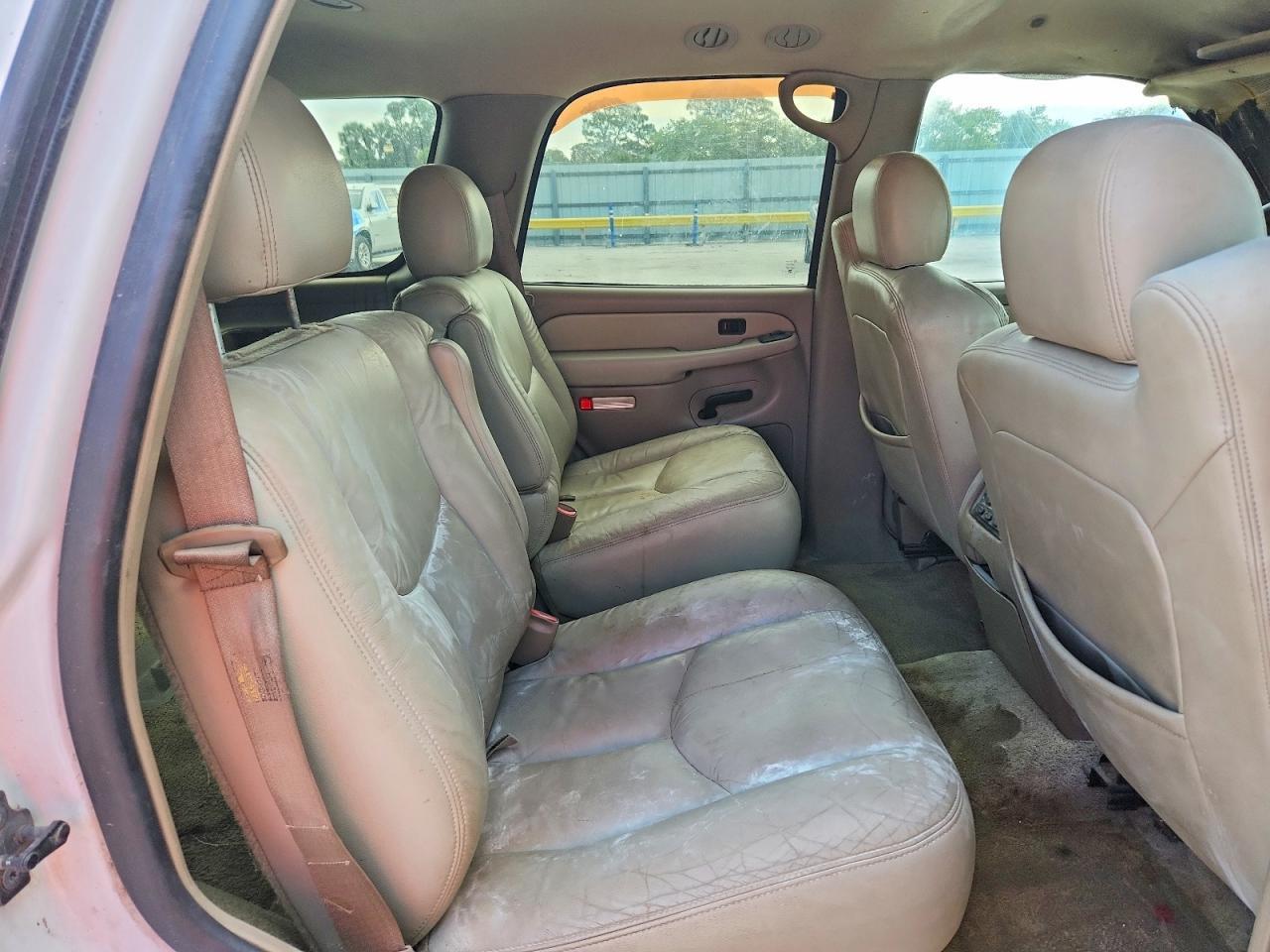 2003 CHEVROLET Tahoe