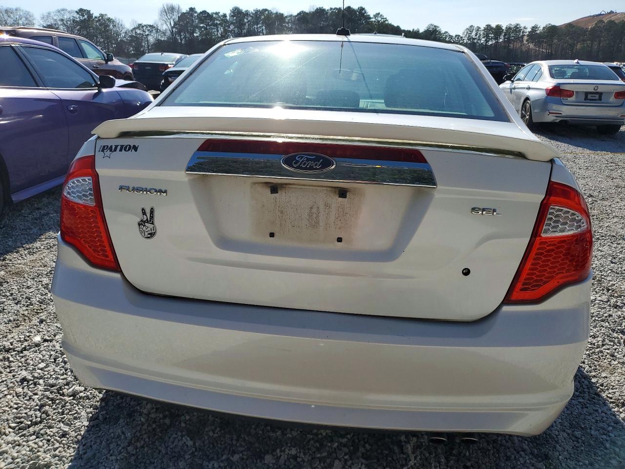 2011 FORD FUSION