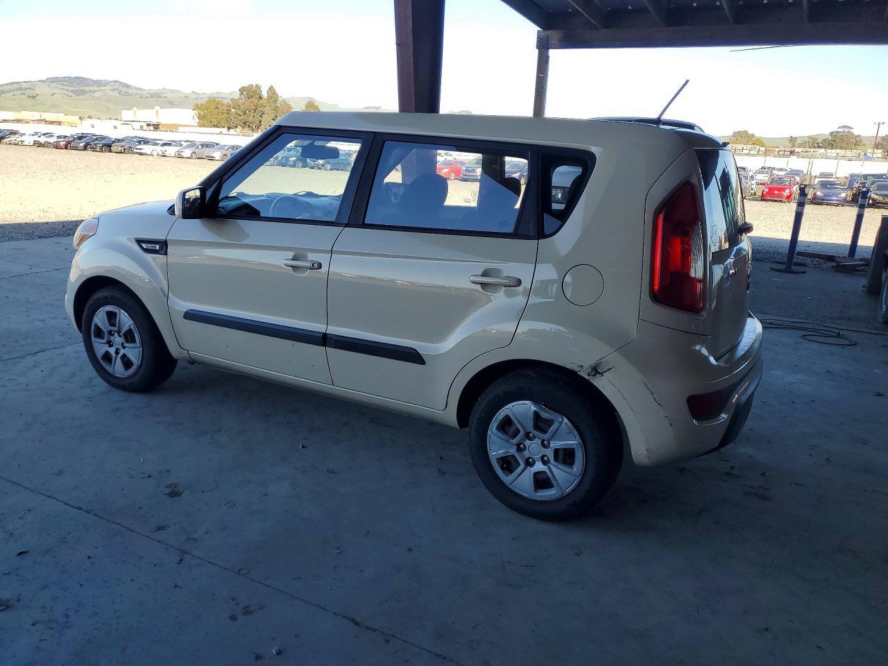 2013 KIA SOUL