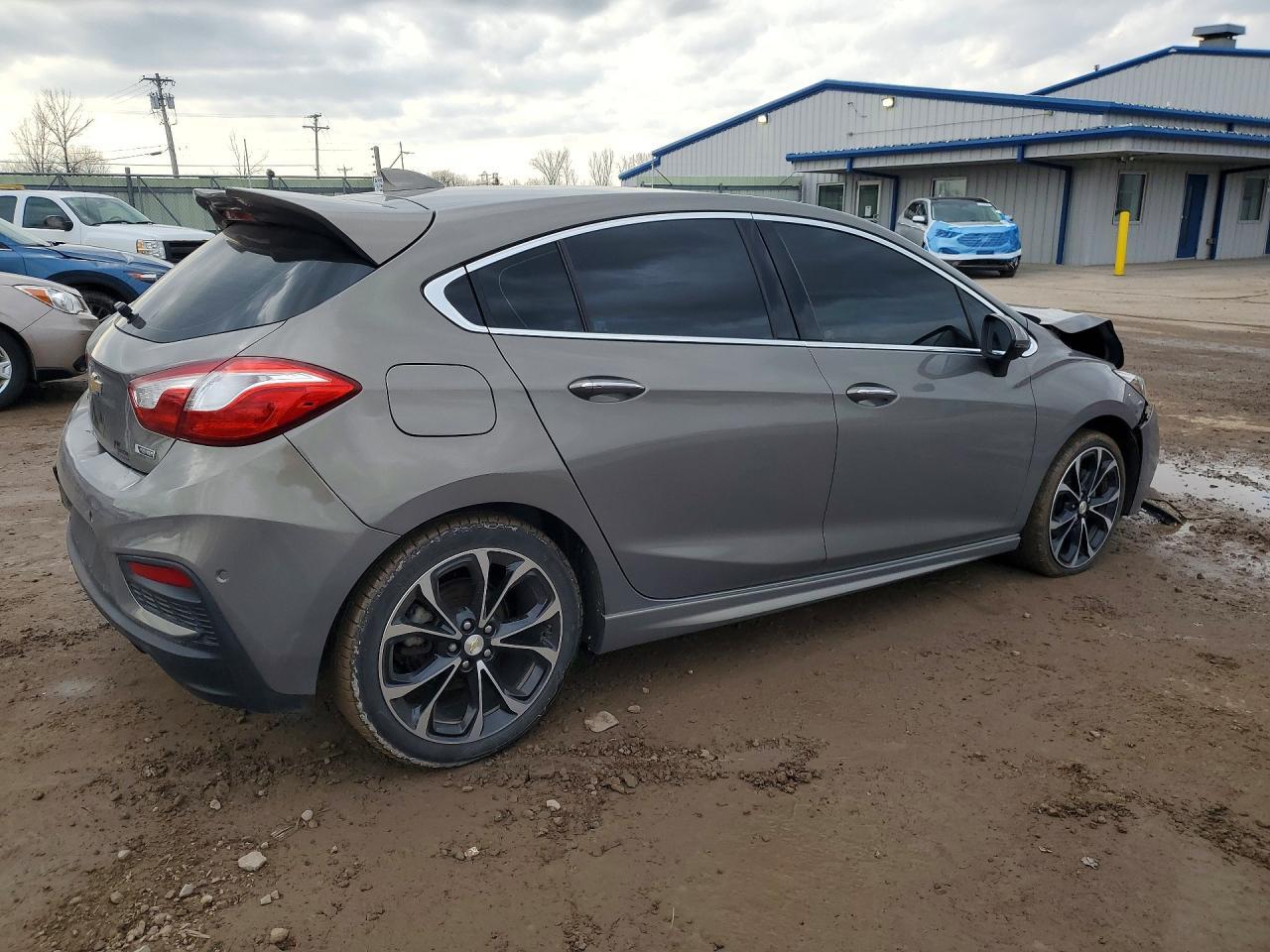 2017 CHEVROLET CRUZE