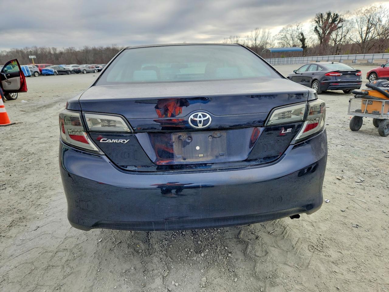2013 TOYOTA CAMRY