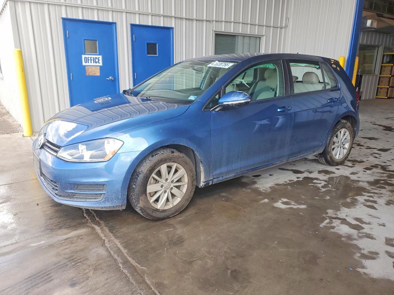 2017 VOLKSWAGEN GOLF