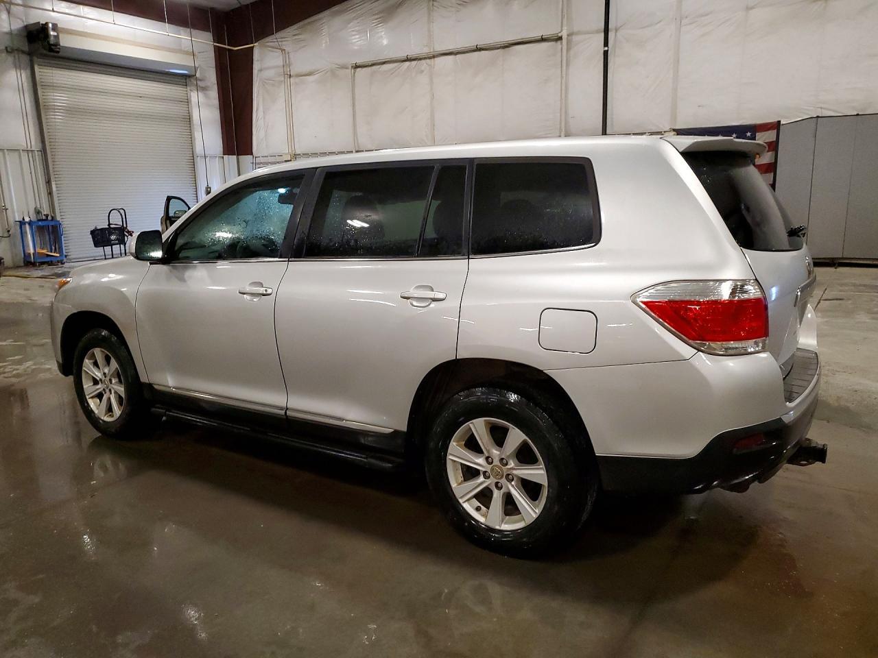 2011 TOYOTA HIGHLANDER