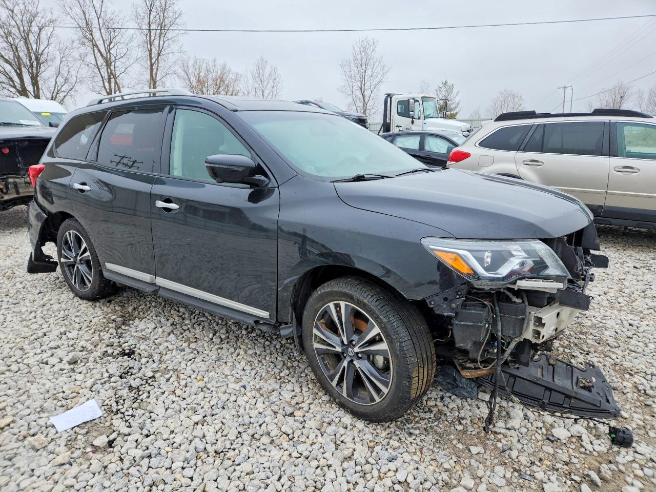 2018 NISSAN PATHFINDER