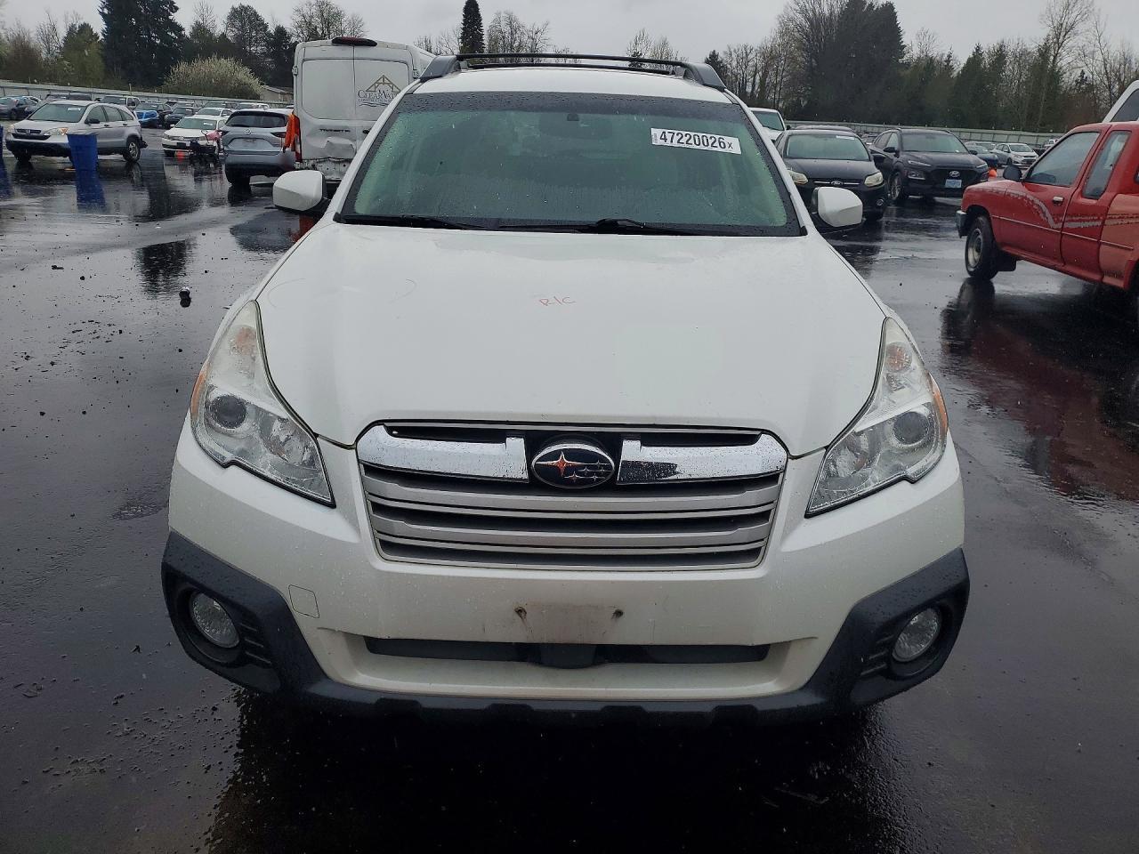 2013 SUBARU Outback