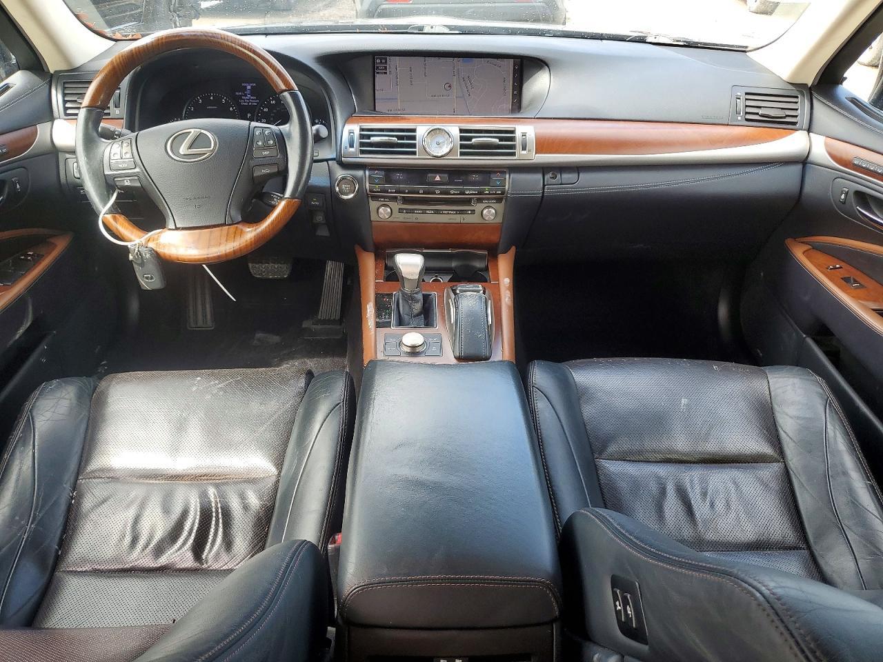 2017 LEXUS LS 460