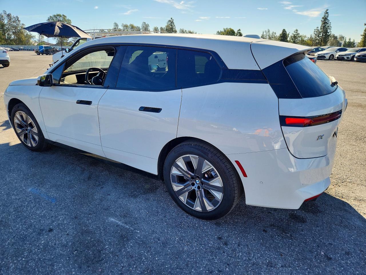 2026 BMW iX