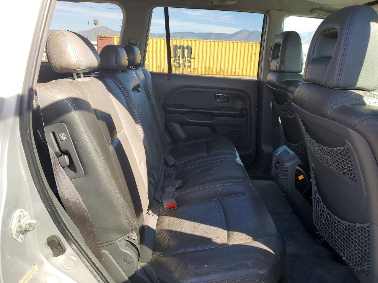 2004 HONDA PILOT