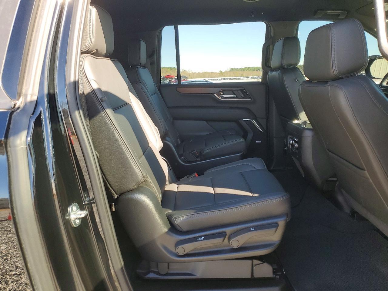 2025 GMC Yukon