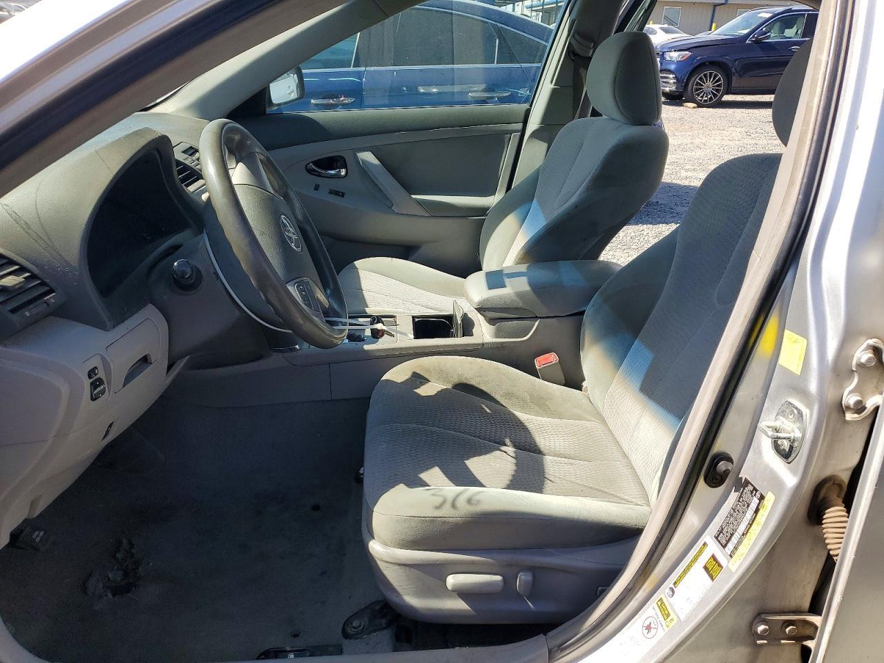 2011 TOYOTA CAMRY
