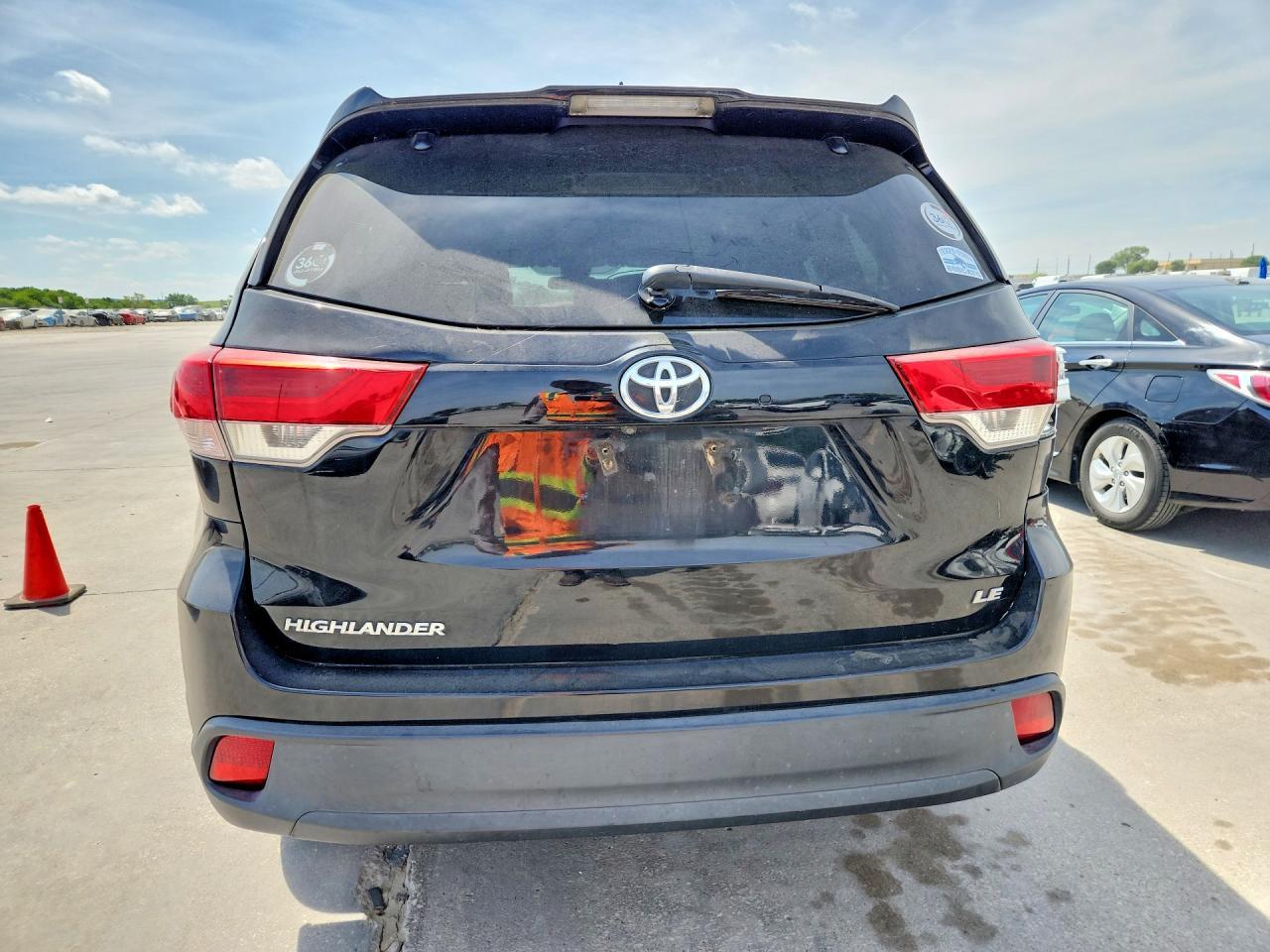 2018 TOYOTA HIGHLANDER