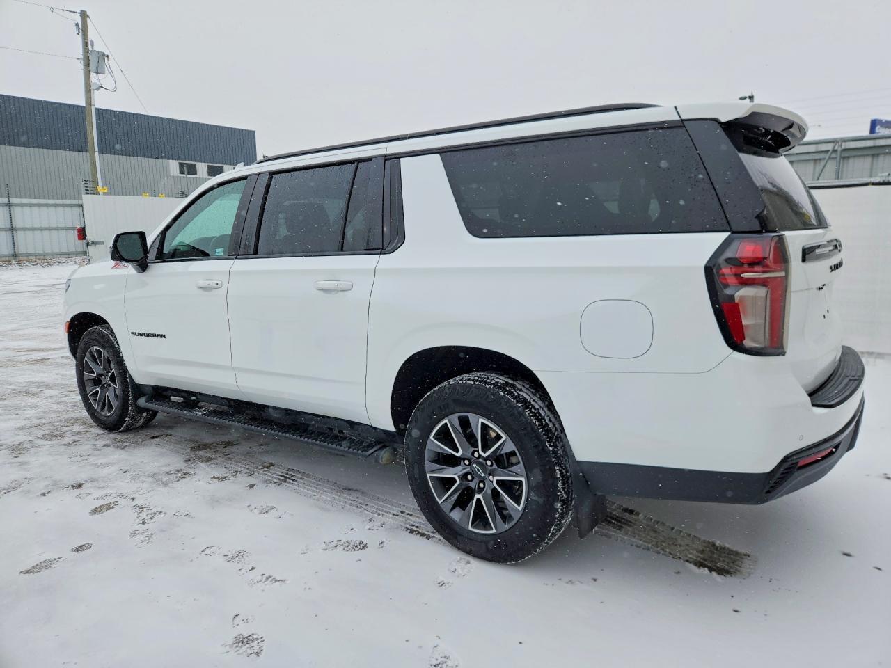 2023 CHEVROLET Suburban