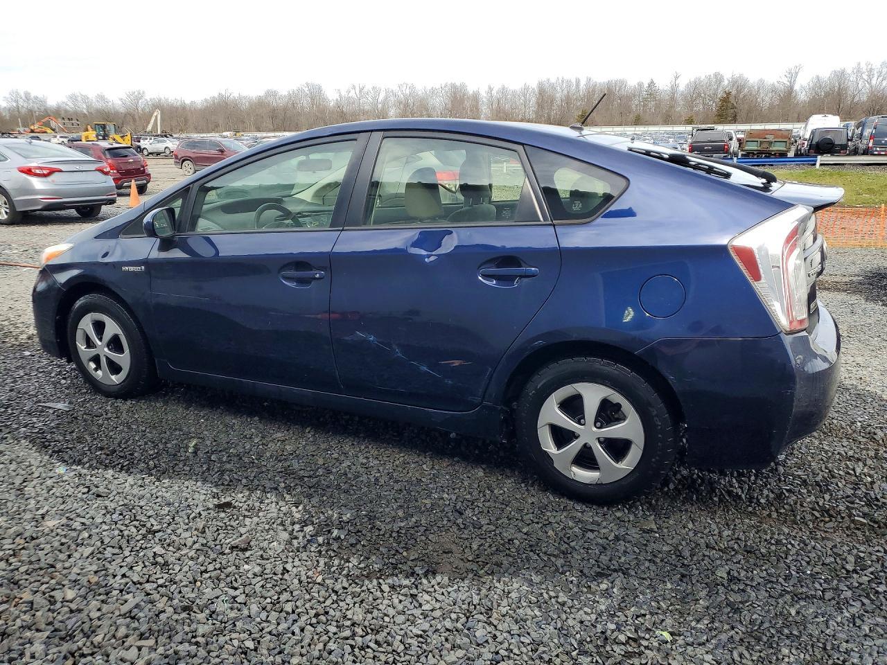 2013 TOYOTA PRIUS