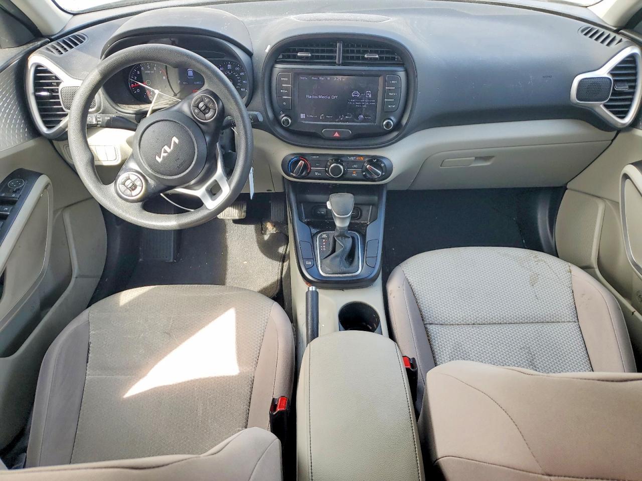 2022 KIA SOUL