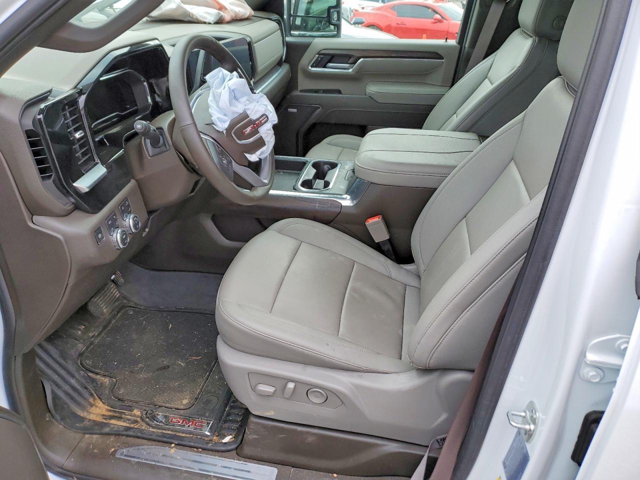 2025 GMC Sierra