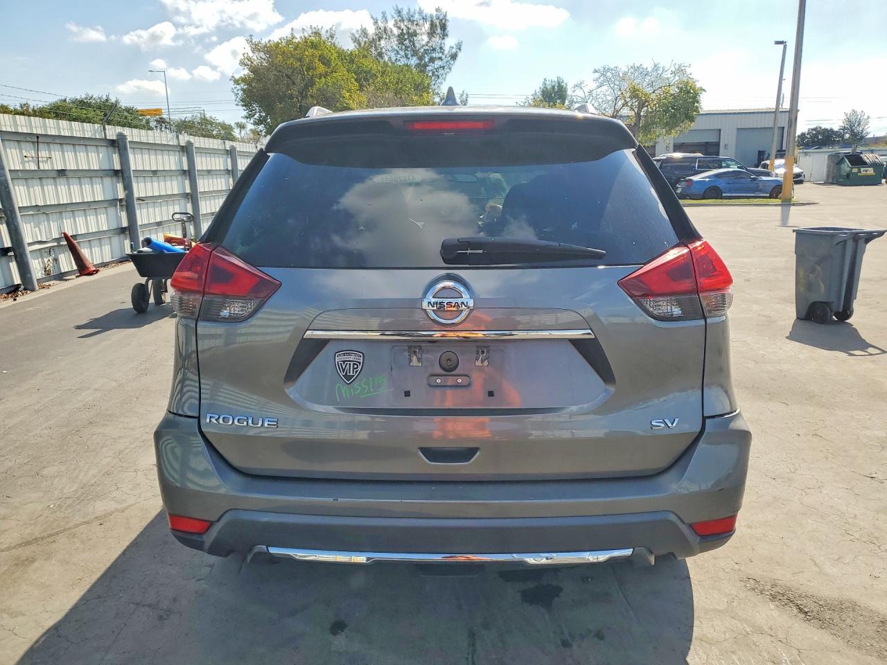 2018 NISSAN ROGUE