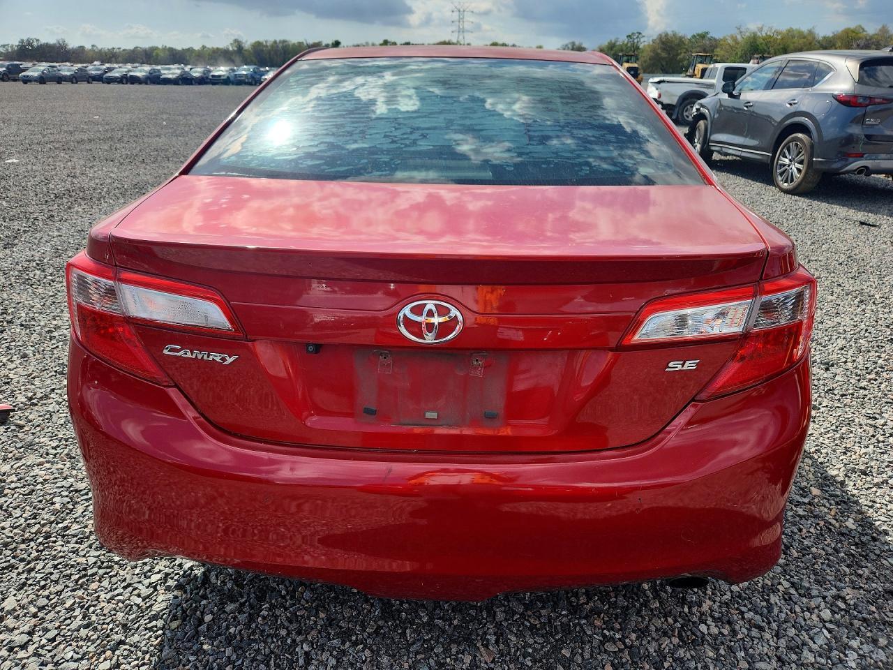 2013 TOYOTA CAMRY