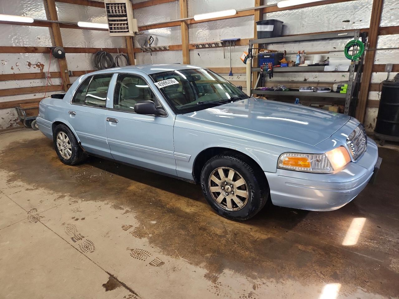 2008 FORD Crown Victoria