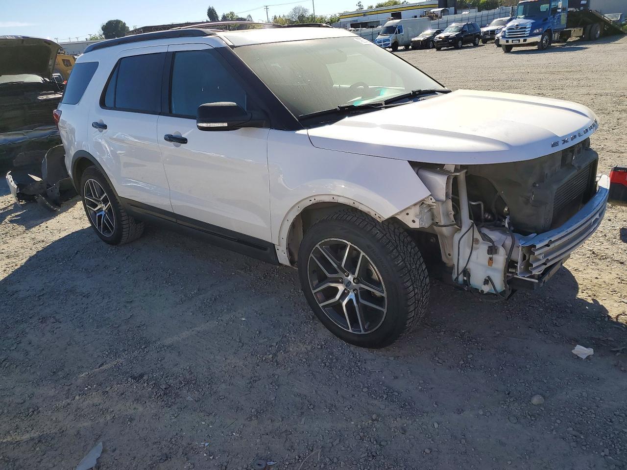 2017 FORD Explorer Sport Trac
