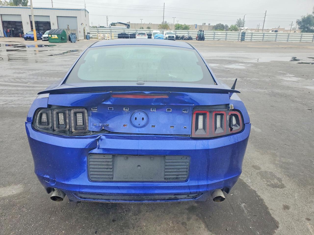 2013 FORD MUSTANG