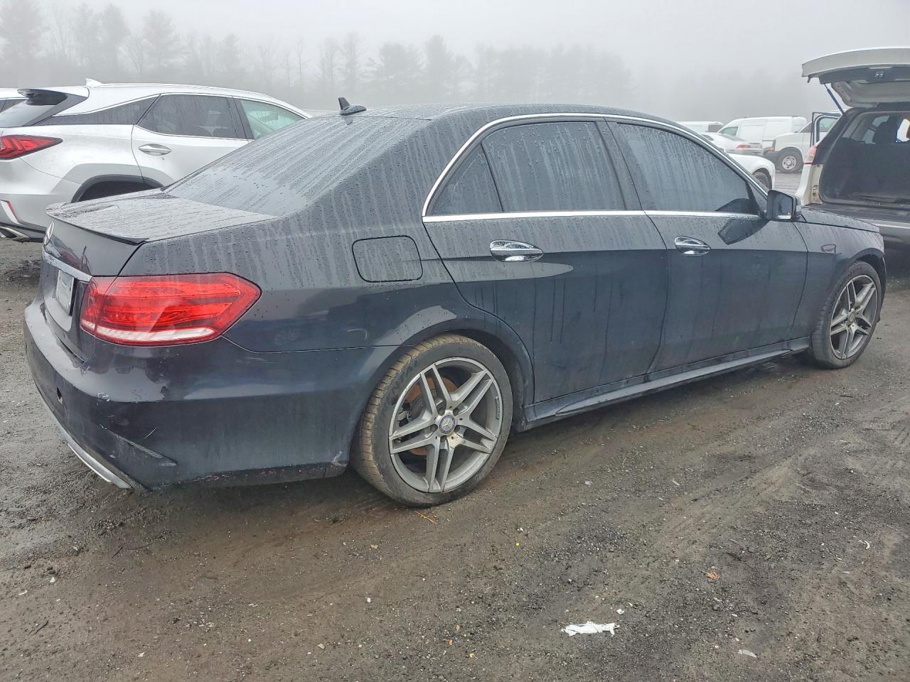 2015 MERCEDES-BENZ E-Class