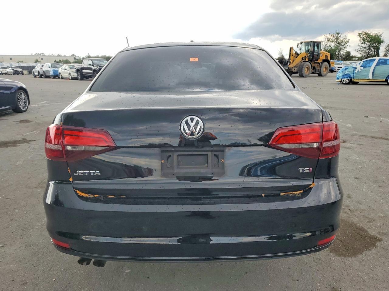2018 VOLKSWAGEN JETTA