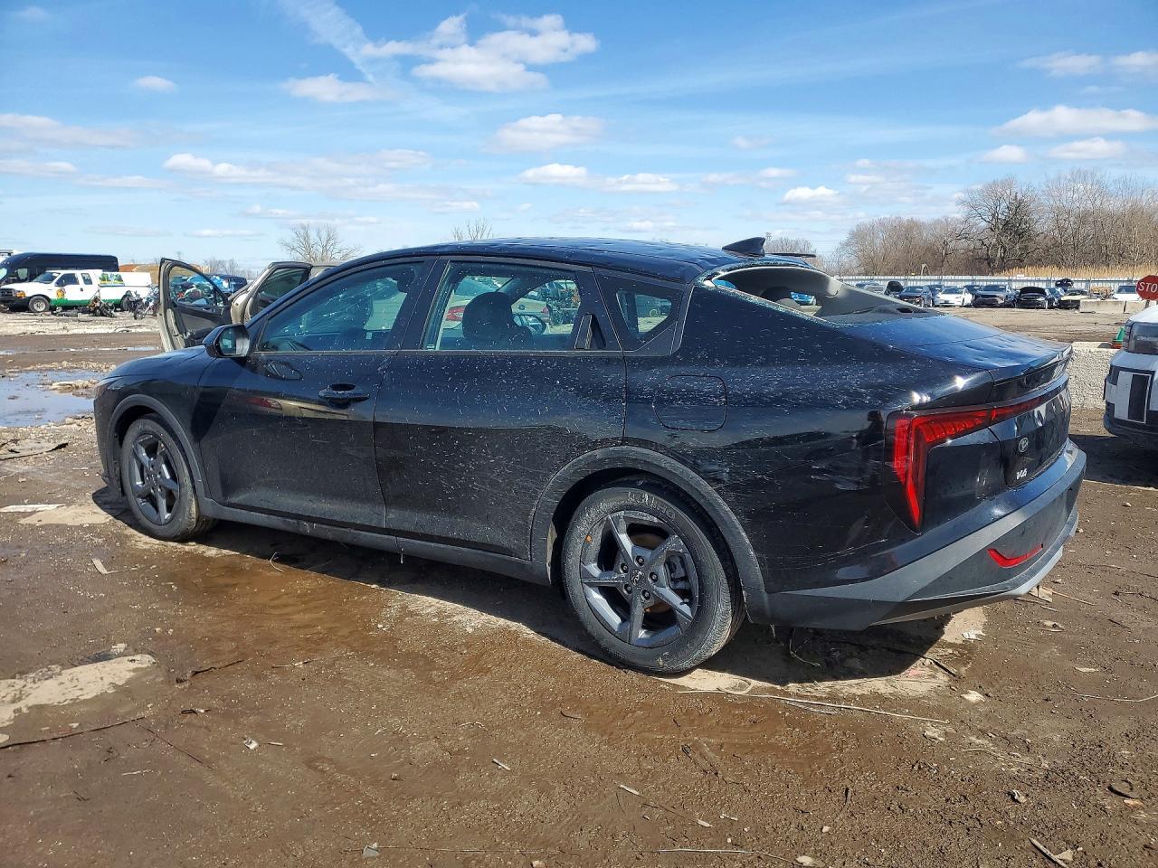 2025 KIA K4