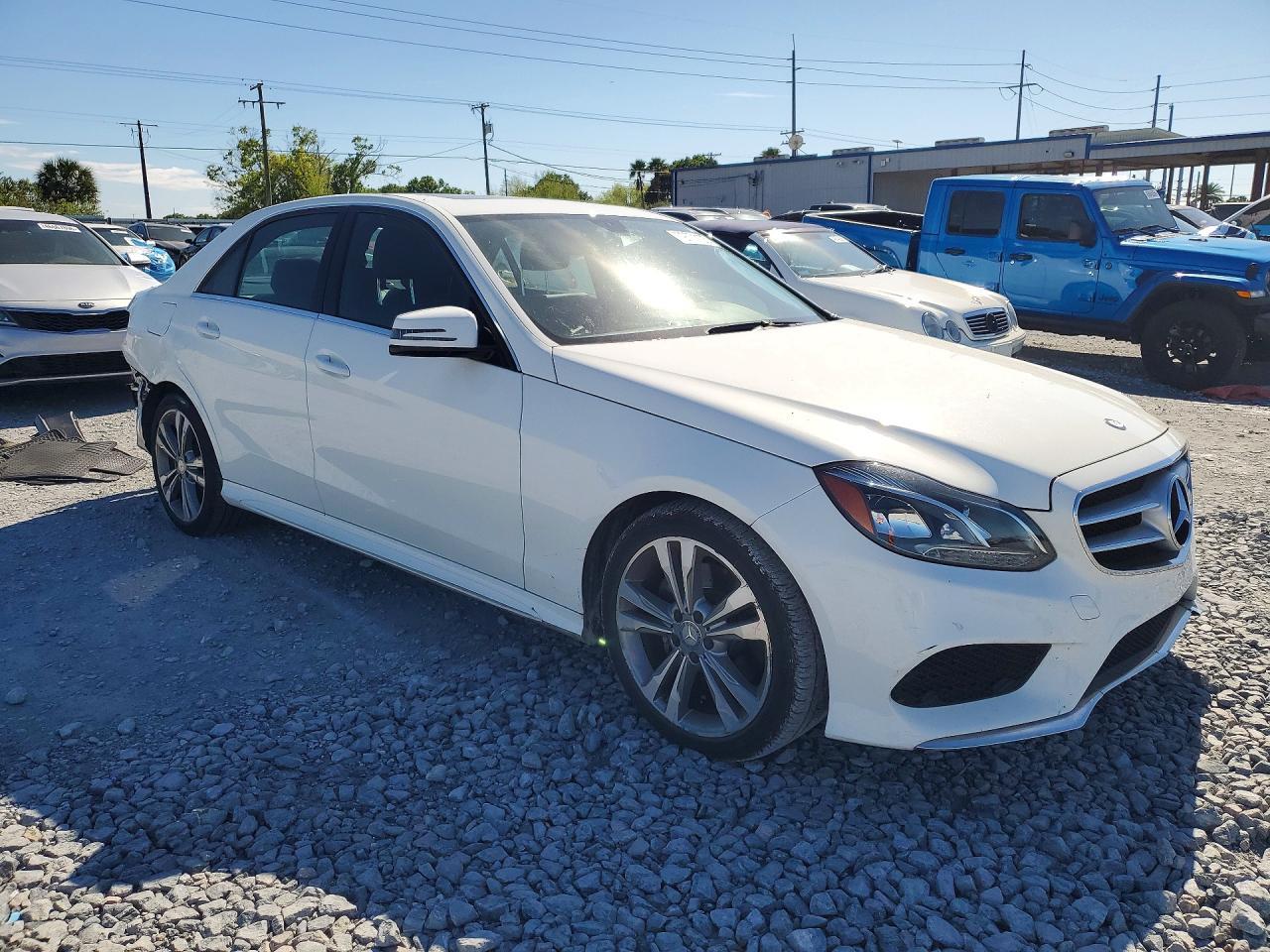 2014 MERCEDES-BENZ E-Class