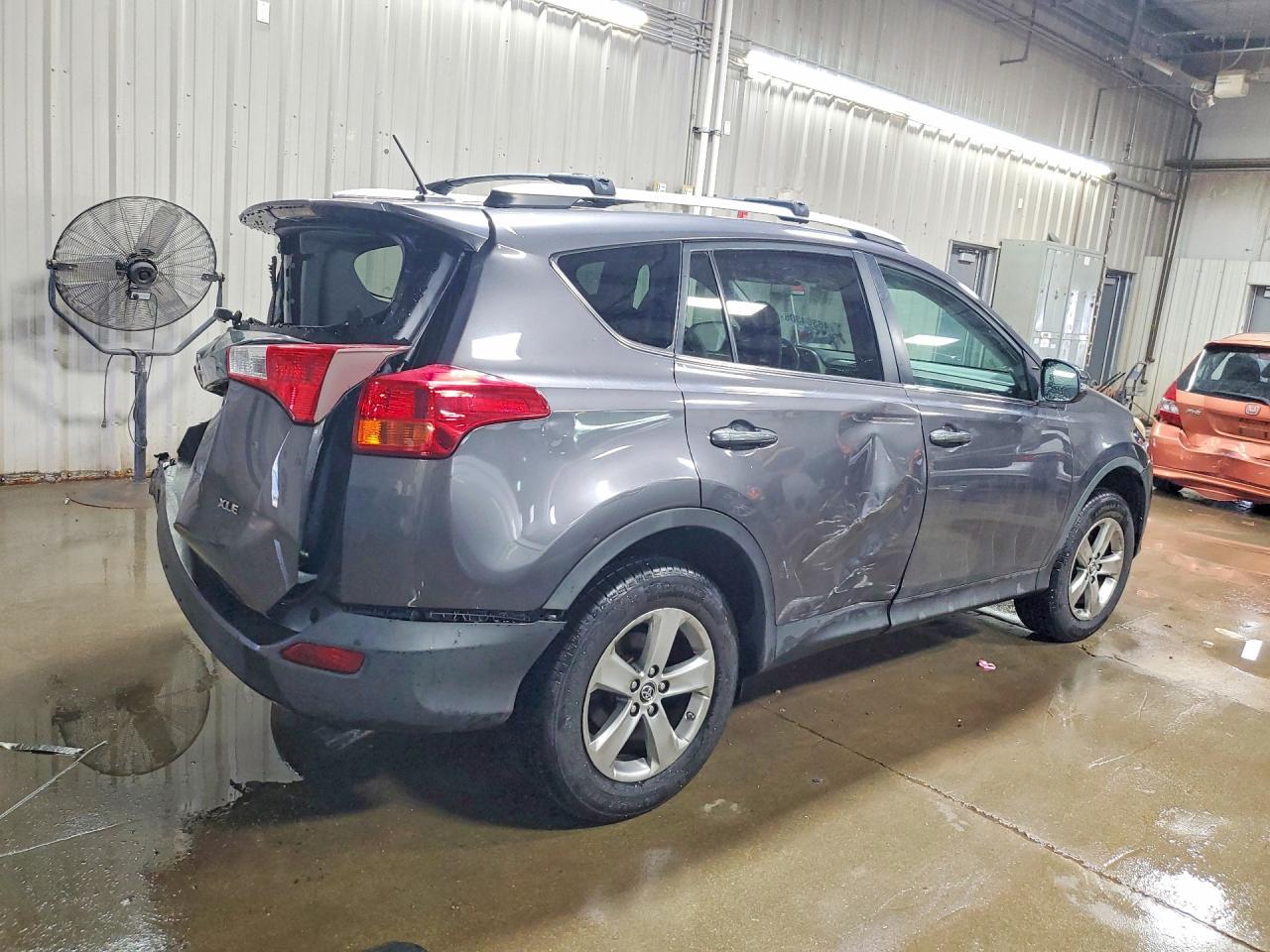 2015 TOYOTA RAV4