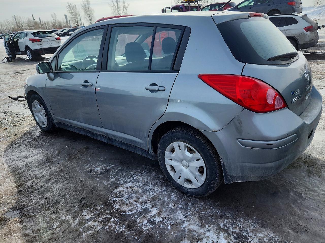 2011 NISSAN VERSA