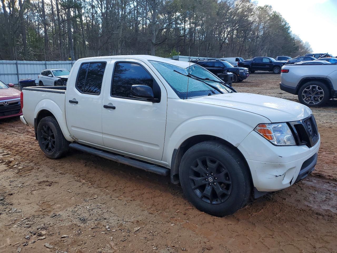 2021 NISSAN Frontier
