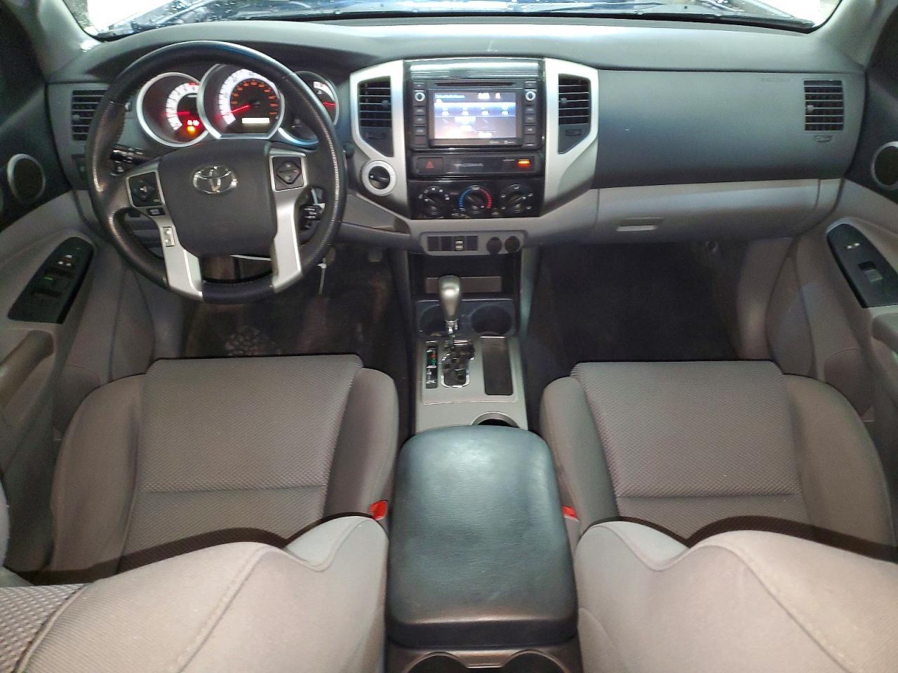 2015 TOYOTA TACOMA