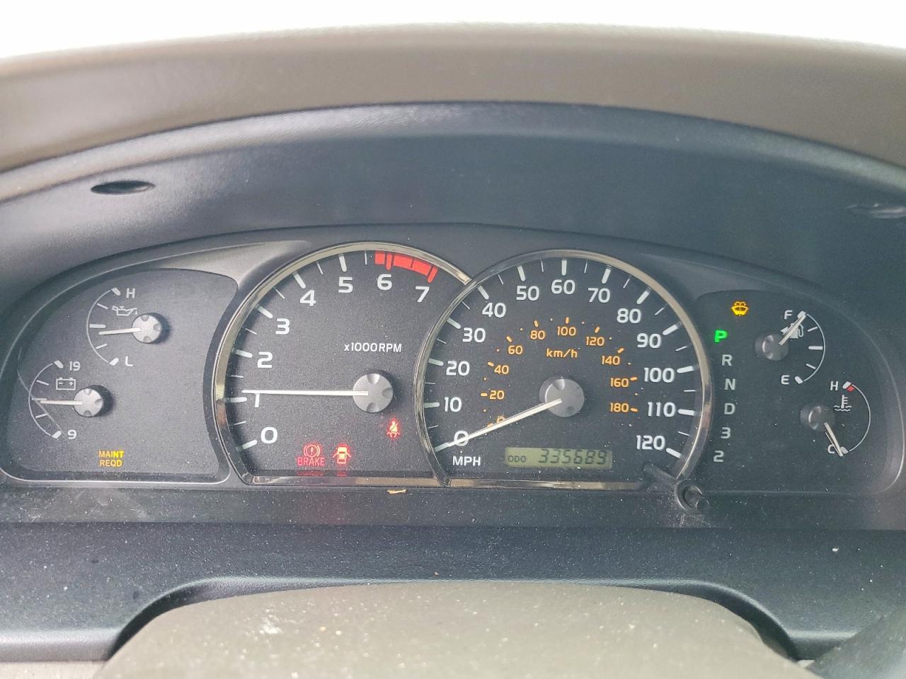 2005 TOYOTA Sequoia