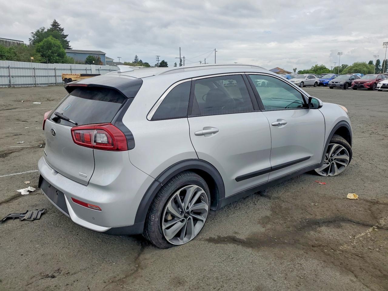 2017 KIA Niro