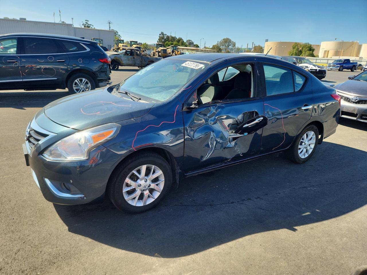 2017 NISSAN VERSA