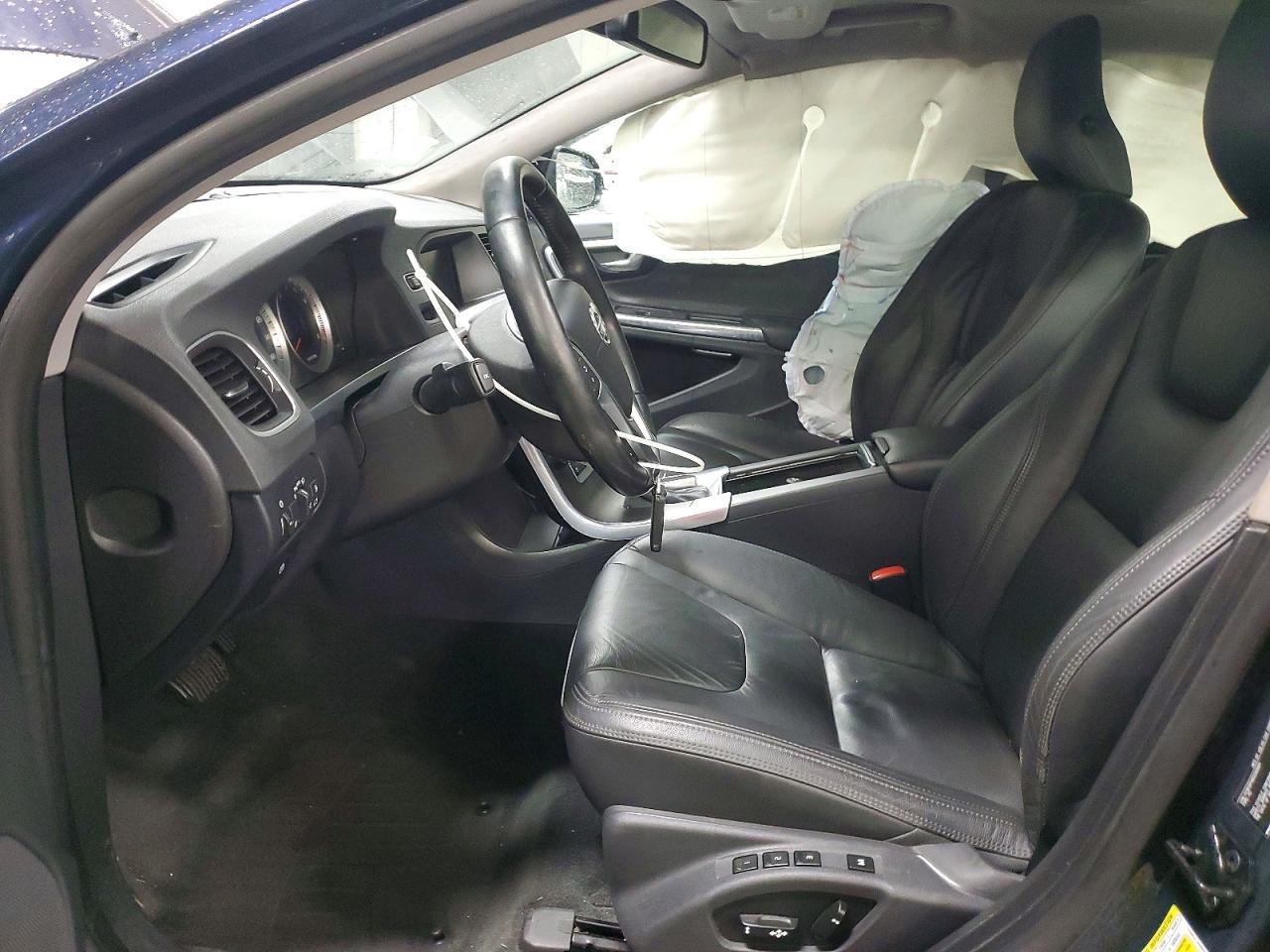2013 VOLVO S60