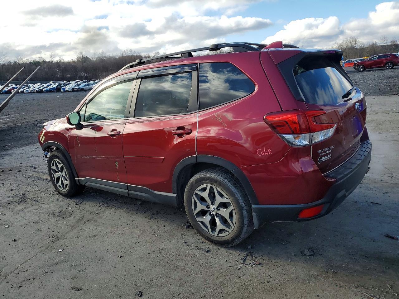 2021 SUBARU FORESTER